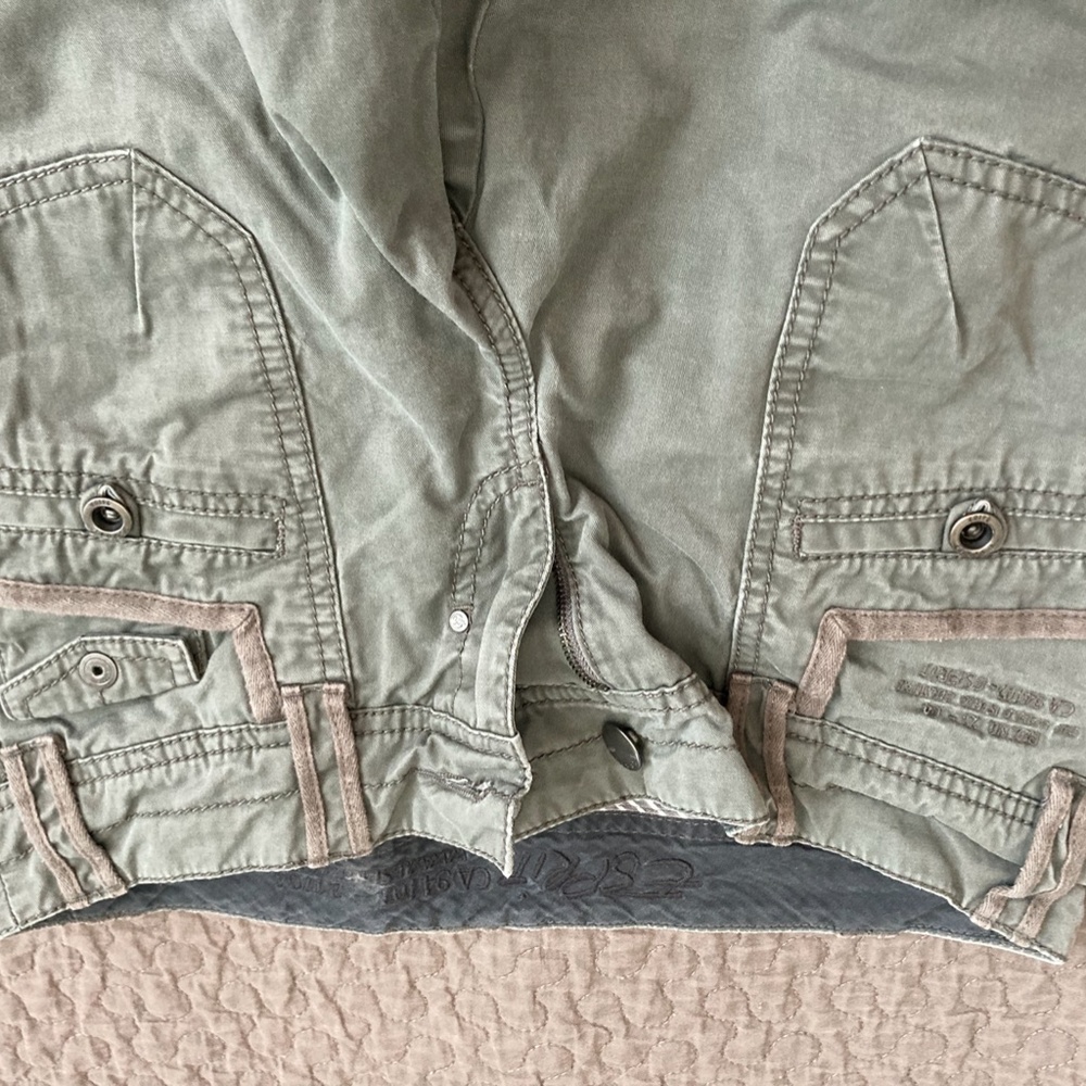 Pants - Picture 4 of 4